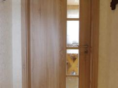 Holz-Innentür mit vier Lichtausschnitten (Innenansicht)