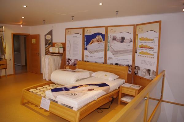 Ausstellung eines Bettes